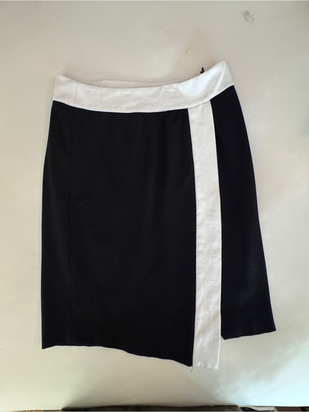 Carmen Marc Valvo Black and White Panel Pencil Skirt